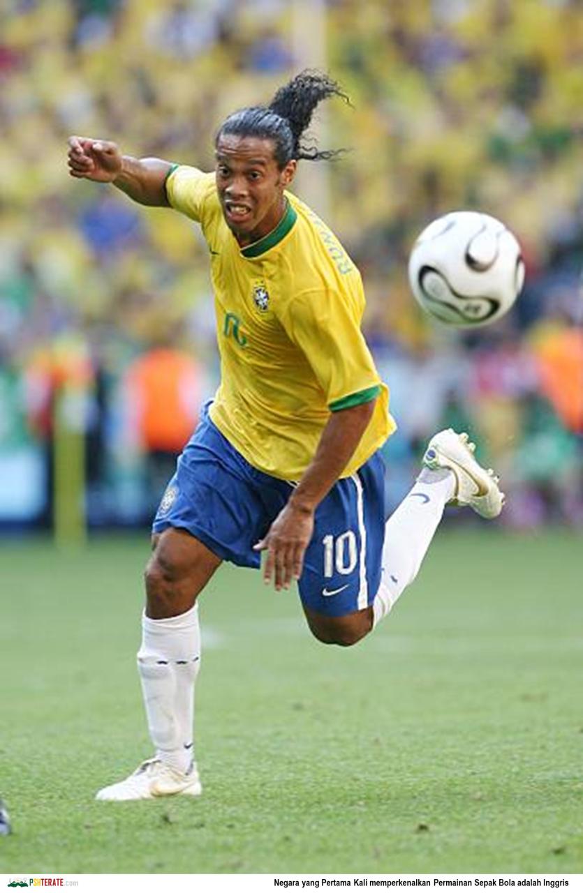 <a href="https://www.pshterate.com/"><img src="Ronaldinho.jpg" alt="Negara yang Pertama Kali memperkenalkan Permainan Sepak Bola adalah Inggris"></a>
