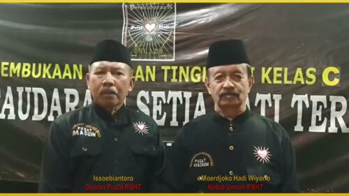 <a href="https://pshteratemas.blogspot.com/"><img src="Ketua Umum Bersama Dewan Pusat PSHT Pusat Madiun.jpg" alt="Mengapa Ada Moto PSHT Pusat Madiun"></a>